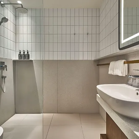Oakwood Premier Raffles Place Singapore-3